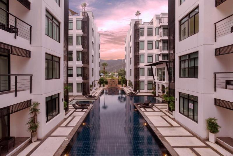 Kamala Regent Phuket Condotel Buitenkant foto